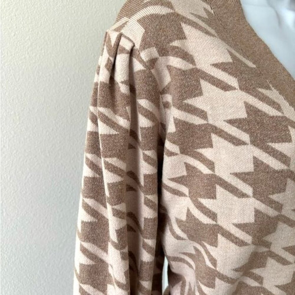 Joie Cardigan Large Tan V Neck Houndstooth Puff Sleeve Old Money Preppy Academia - Picture 11 of 11